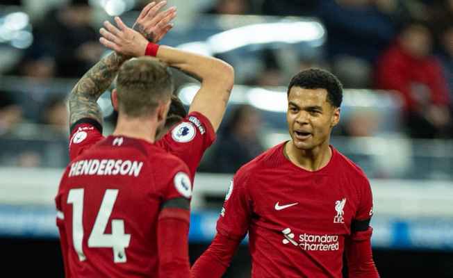 ليفربول يدك شباك نيوكاسل بثنائية