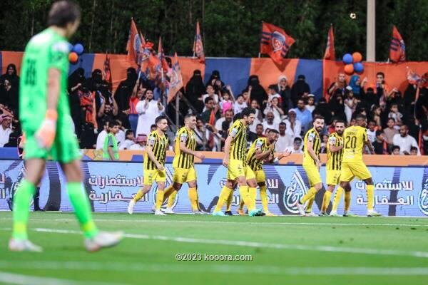 إتحاد جدة السعودي يتحرك بجدية لضم نجم السيتي جوندوجان في الموسم الجديد
