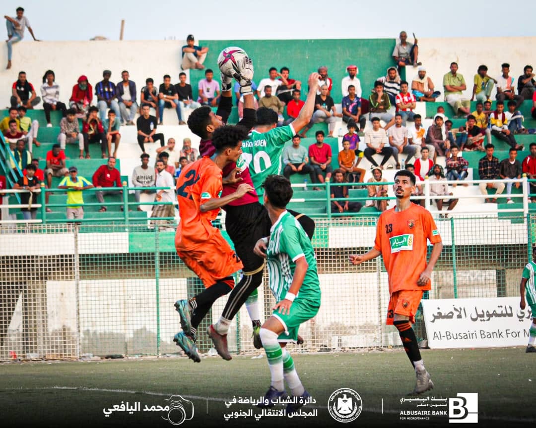 في دوري عدن الممتاز ..الوحدة  يتجاوز شمسان بهدفين ويتصدر مؤقتا