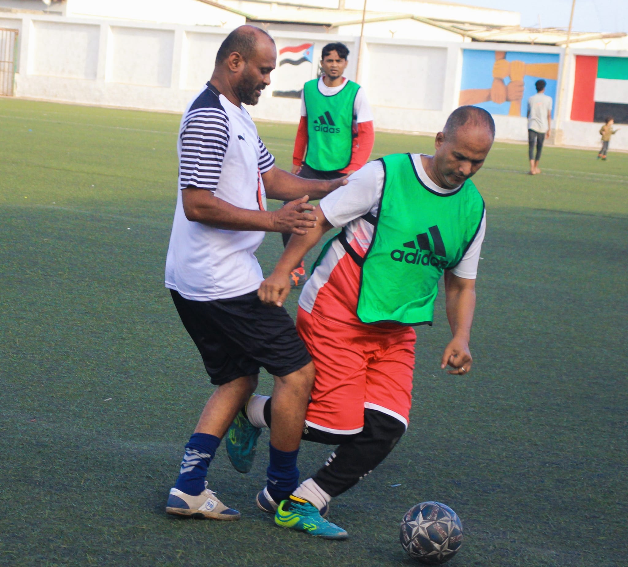 النفط يتأهل في الصدارة والبنك ثانيا في بطولة كأس عدن للشركات والمؤسسات
