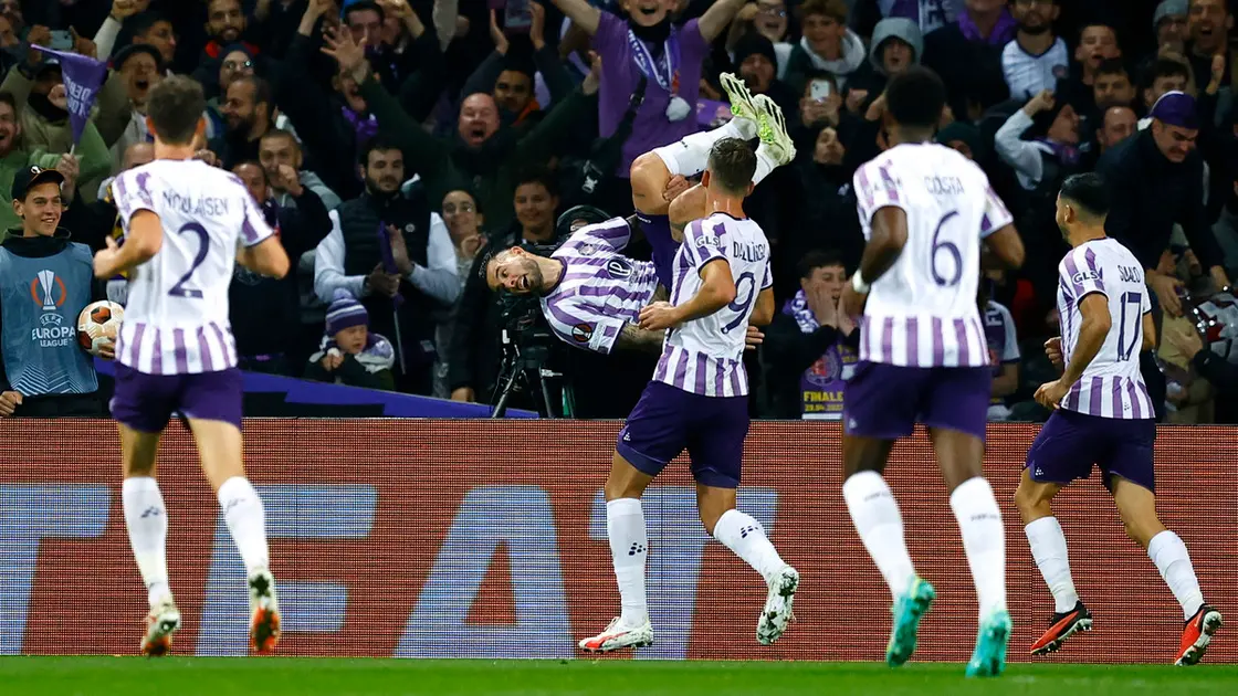 تولوز الفرنسي يهزم ليفربول الانجليزي في مباراة مثيرة في الدوري الاوروبي