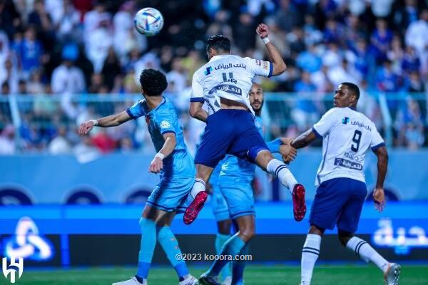 الباطن يباغت الهلال ويعمق معاناته