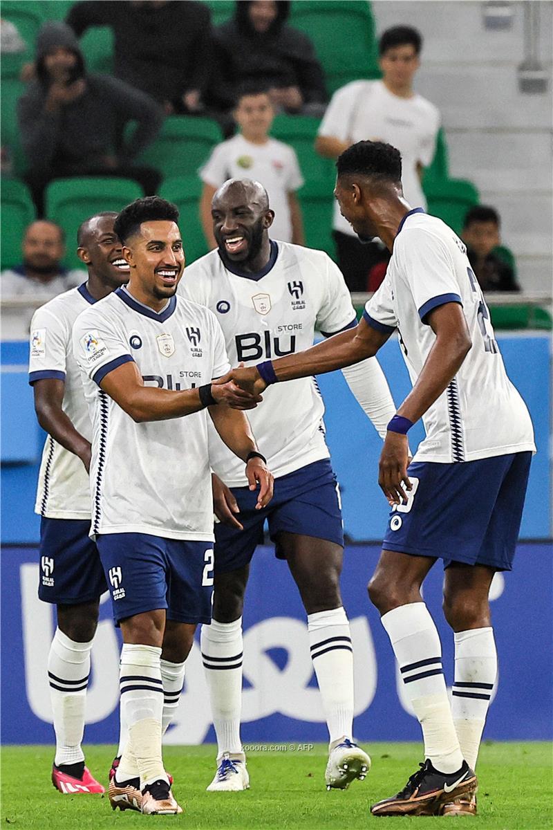 الهلال السعودي يزيح الاتحاد عن عرش تاريخي