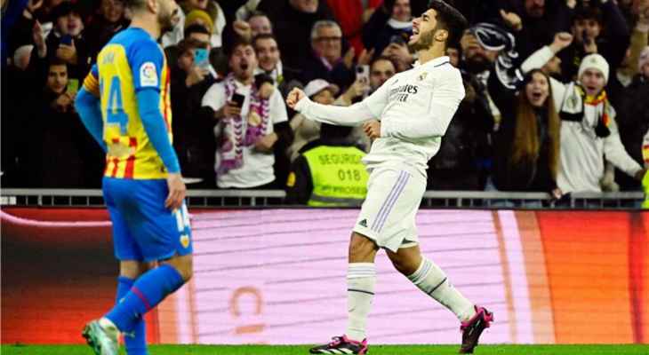 ريال مدريد يتخطى فالنسيا ويقلص الفارق مع برشلونة