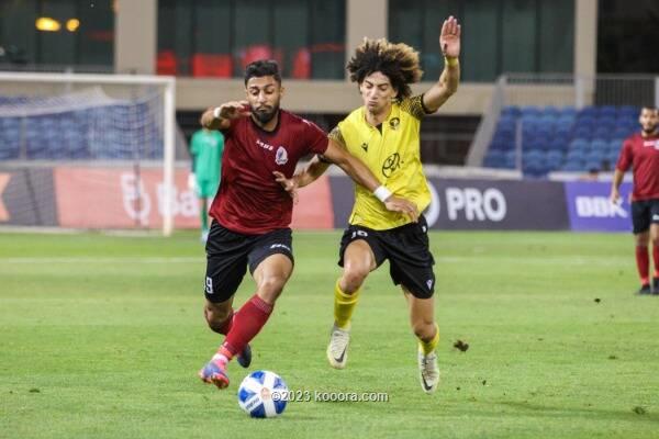 الدوري السعودي ..لاعب الأهلي : التعادل مع الشباب ليس مرضيا