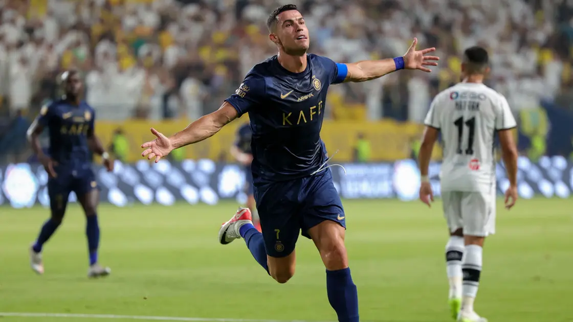 رونالدو : لست مجنوناً.. الدوري السعودي أفضل من البرتغالي