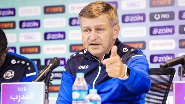 التشيكي سكوب يختار 53 لاعباللمنتخب اليمني للدخول في معسكر داخلي في سيئون