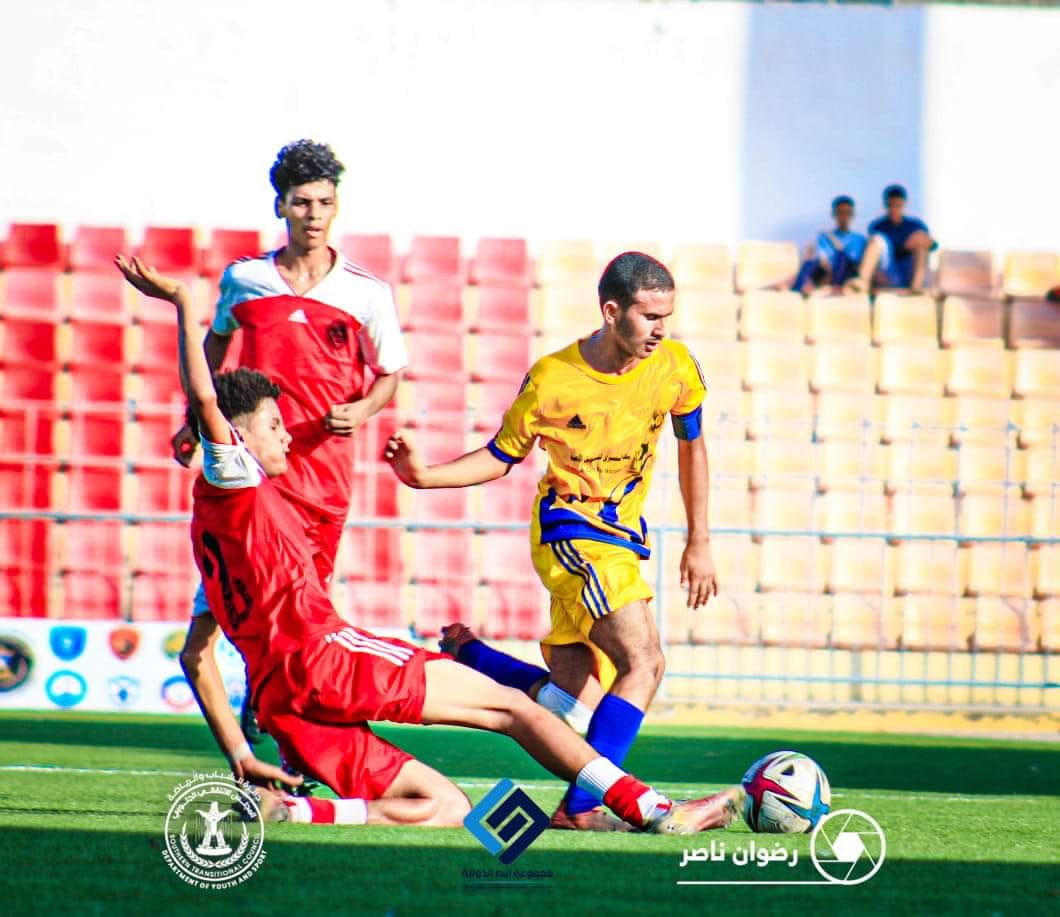 التعادل الإيجابي ينهي مواجهة التلال والشعلة في دوري عدن للشباب