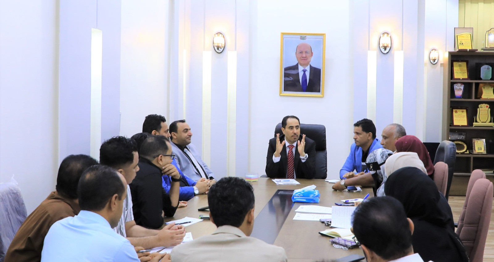 وزير الشباب والرياضة يترأس اجتماعا للجنة الأنشطة والبرامج الصيفية