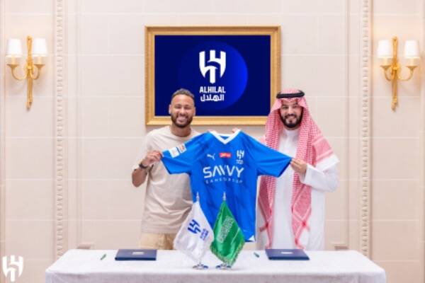 الهلال يعلن توقيع العقد رسميا ونيمار : انا هنا في السعودية ..انا هلالي