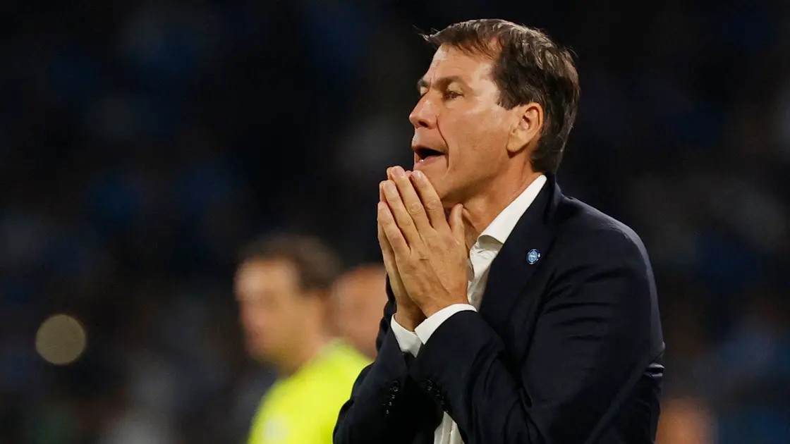 الفرنسي رودي غارسيا يواجه شبح الإقالة من نابولي