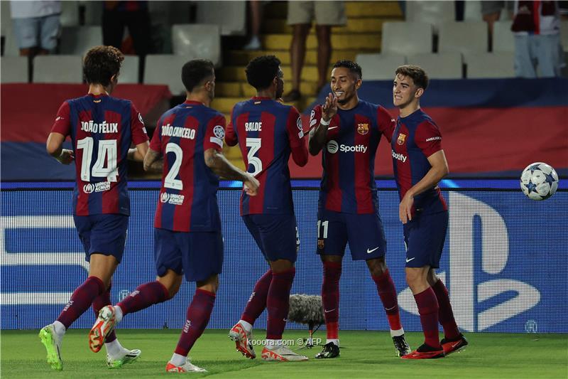 تقرير صحفي اسباني يكشف : تراجع البرازيلي رافينيا نجم برشلونة يضعه أمام خيار البيع