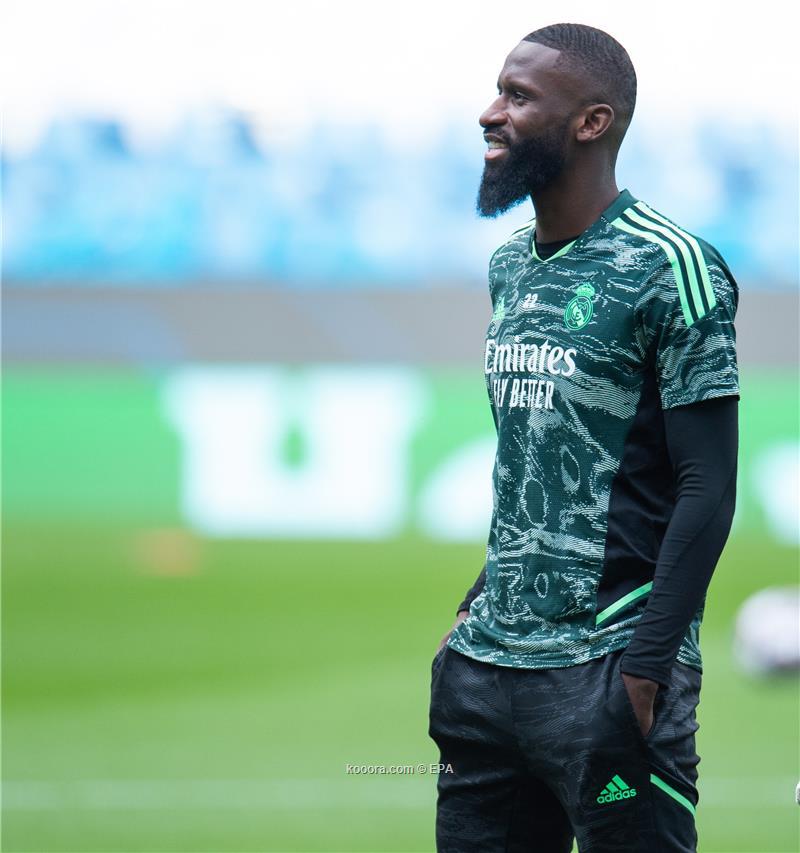 الالماني روديجر يرحب بخليفة بنزيما في ريال مدريد