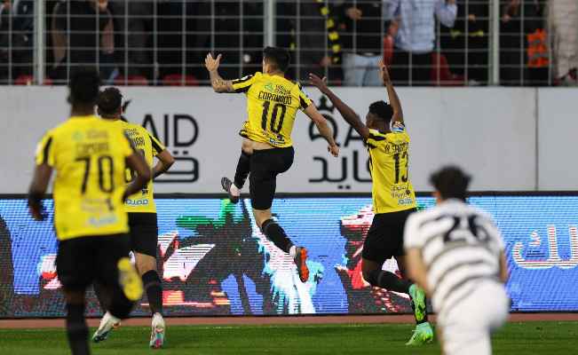 فوز قاتل للإتحاد أمام الطائي
