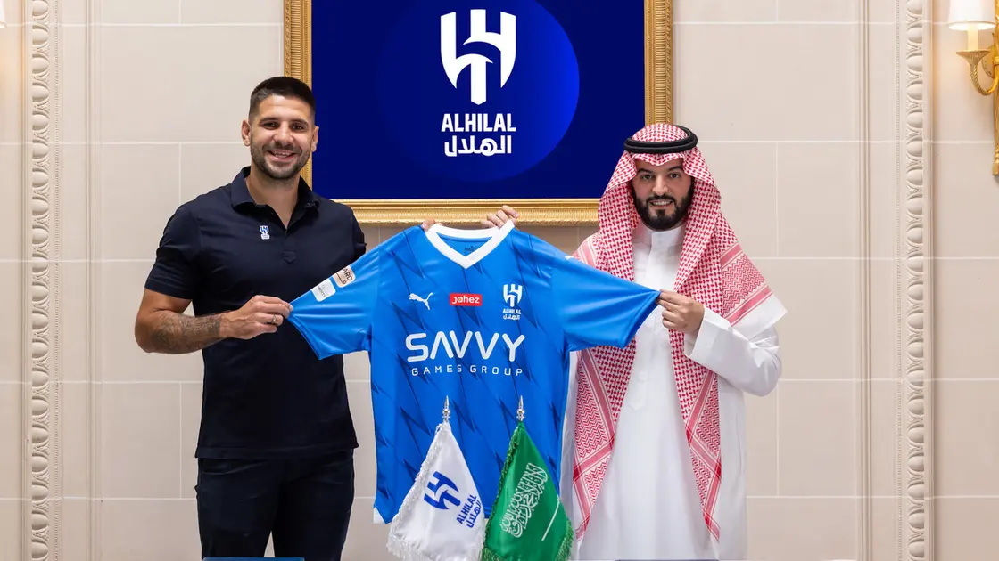 رسمياً..الهلال السعودي يتعاقد مع المهاجم الصربي ميتروفيتش