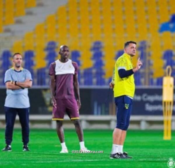 الكرواتي  مدرب  النصر السعودي  يفاضل  بين خيارين لتعويض غياب النجم عبدالله الخبيري
