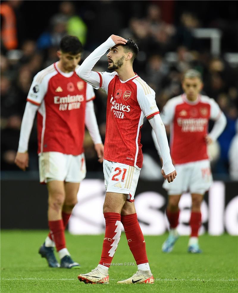 آرسنال يدعم مدربه أرتيتا ويهاجم التحكيم في بيان رسمي