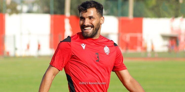 مدرب الوداد المغربي يحدد دور الجزائري بن عيادة أمام الأهلي المصري