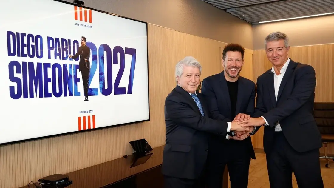 أتلتيكو مدريد يمدد عقد مدربه الارجنتيني  سيموني حتى 2027