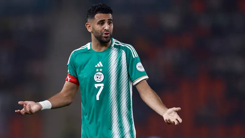 رياض محرز يفتح النار: الإعلام الجزائري سبب فشلنا