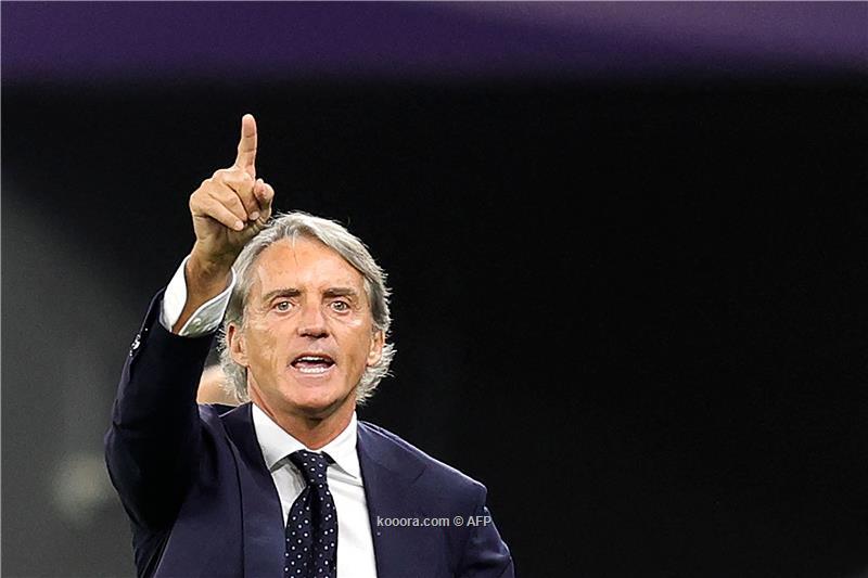 نائب رئيس نادي النصر السعودي يشن هجوما لاذعا على المدرب الايطالي مانشيني ويصفه بالمتناقض والهارب