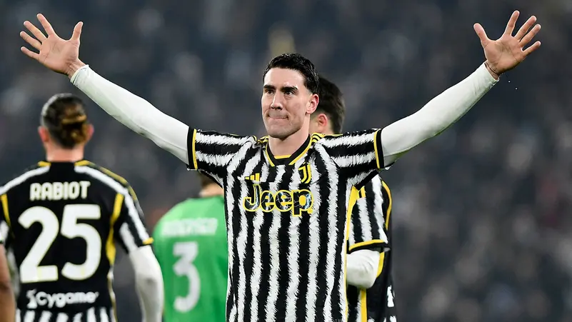 في الدوري الايطالي ..يوفنتوس يقلص الفارق مع إنتر بثلاثية ساسولو