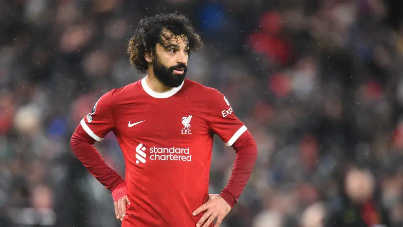 أسطورة نيجيريا يقلل من محمد صلاح: محظوظ يفتقر للموهبة