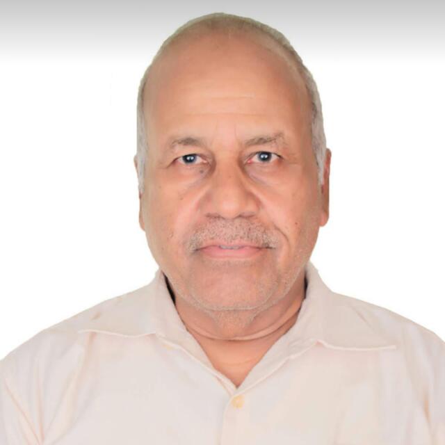 حاشدي السلة …. كرموا هذا الرجل