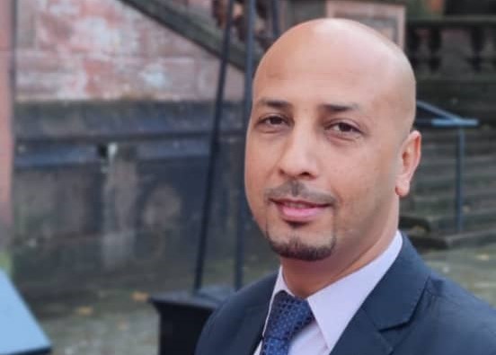 امين عام إتحاد الدراجات اليمني عبد الفتاح إسماعيل يغادر صنعاء للإستقرار في عاصمة الضباب
