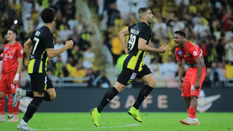 الاتحاد السعودي يتجاوز الوحدة وحمدلله يعزز رقمه