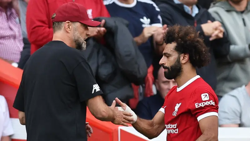 نجم أرسنال: ليفربول يفضل خسارة محمد صلاح مقابل بقاء كلوب