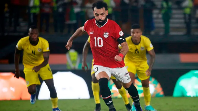 مدرب منتخب نيوزيلندا : أشجع محمد صلاح.. وغيابه عن منتخب مصر “ضربة قوية”
