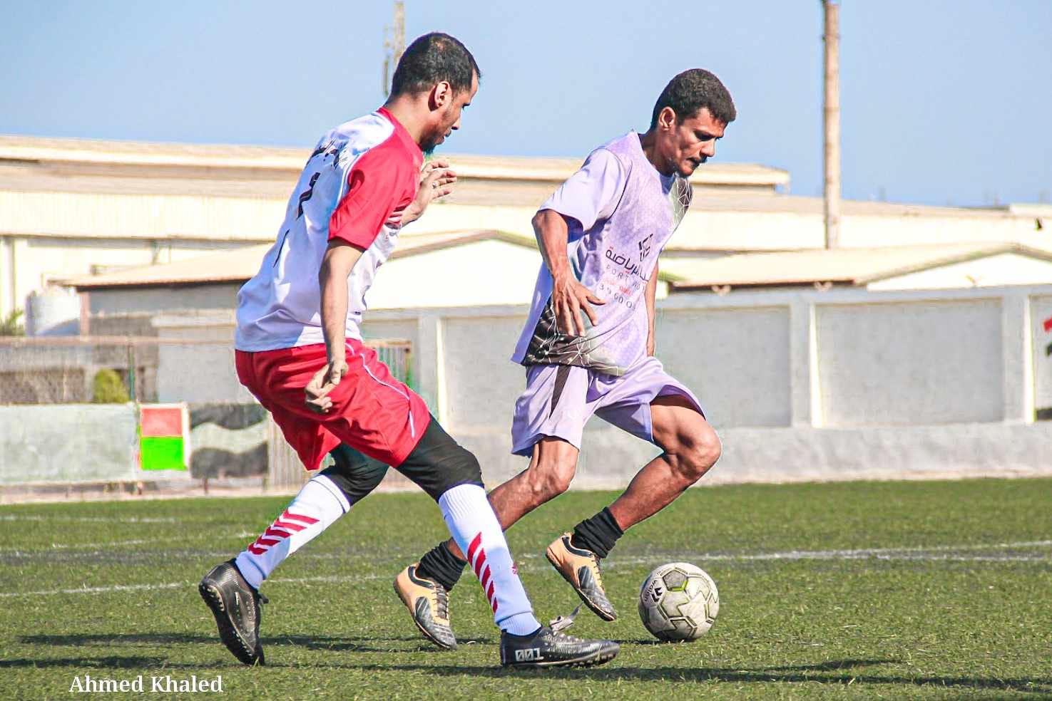 في دوري كأس عدن للشركات والمؤسسات..السراري ينعش آماله بالفوز على البنك الاهلي وتطوير الموانئ يخطف بطاقة التاهل