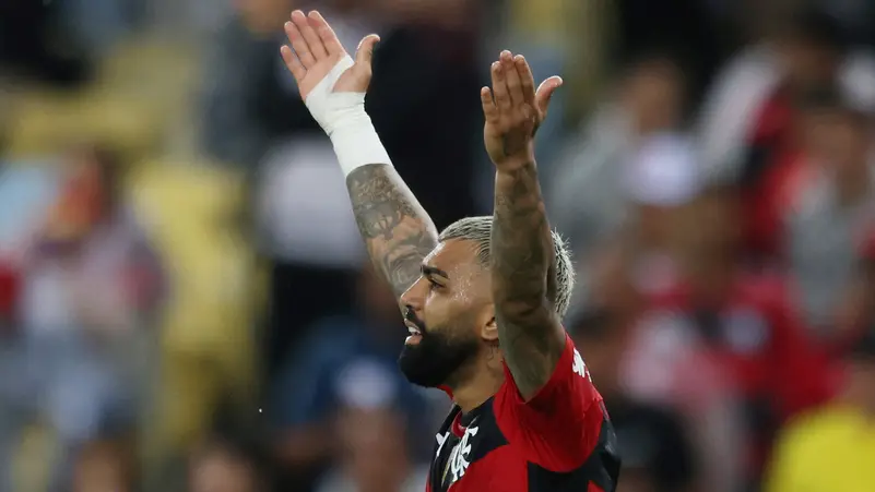 محكمة العدل البرازيلية توقف غابرييل مهاجم فلامنغو عامين بسبب الاحتيال