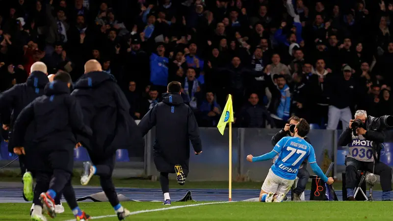 نابولي يسقط يوفنتوس بثنائية في الدوري الايطالي