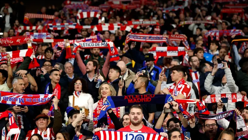 فينيسيوس مهاجم ريال مدريد يطالب الاتحاد الاوروبي بمعاقبة جماهيرأتلتيكو مدريد