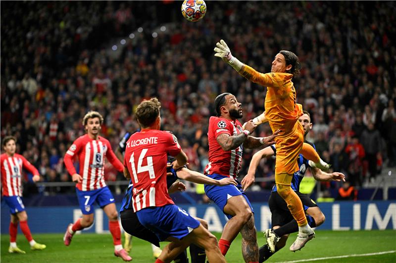 أتلتيكو مدريد يقصي إنتر ميلان بسيناريو مثيروينتزع بطاقة التاهل لربع نهائي دوري الابطال