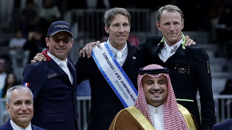 السويدي إيكيرمان بطلاً لكأس العالم 2024 لقفز الحواجز