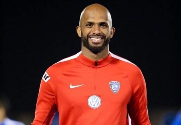 النجم العماني السابق علي الحبسي : بنزيما وحمد الله لا يصلحان معا