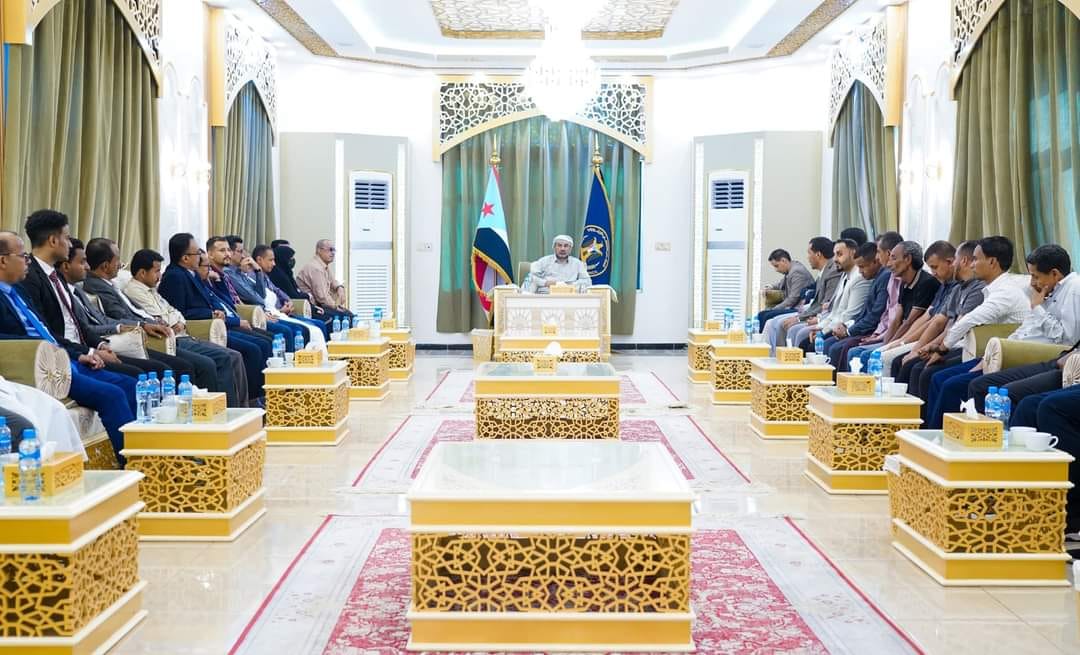 الرئيس الزُبيدي يؤكد على دور الشباب في رسم مستقبل الجنوب ووضع مداميك دولته المنشودة