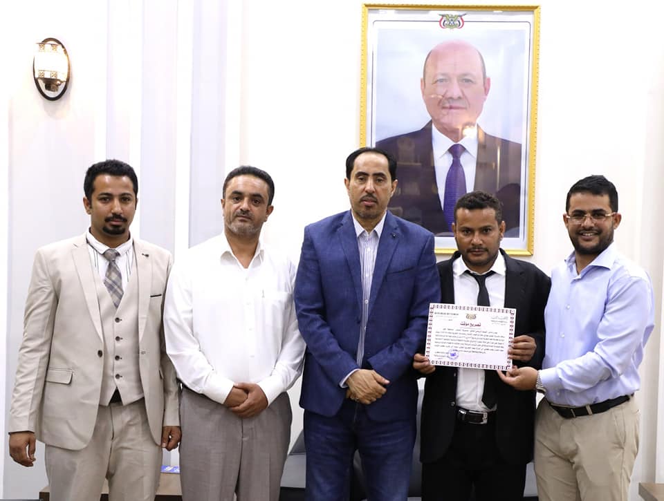 وزارة الشباب والرياضة تمنح نادي الصمود بـ “الحبيلين” لحج الاعتراف المؤقت