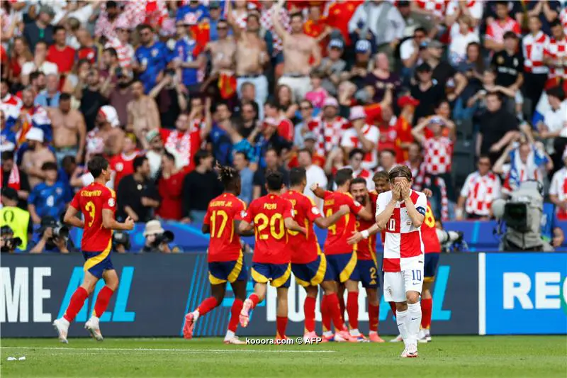 منتخب إسبانيا يكشر عن أنيابه باكتساح منتخب كرواتيا بثلاثية نظيفة في امم اوروبا