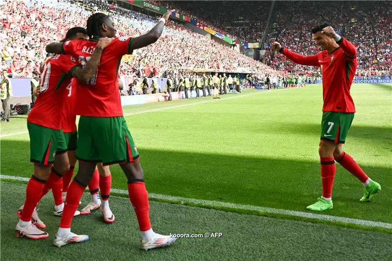 النجم البرتغالي برناردو سيلفا : ندفع ثمن وجود رونالدو