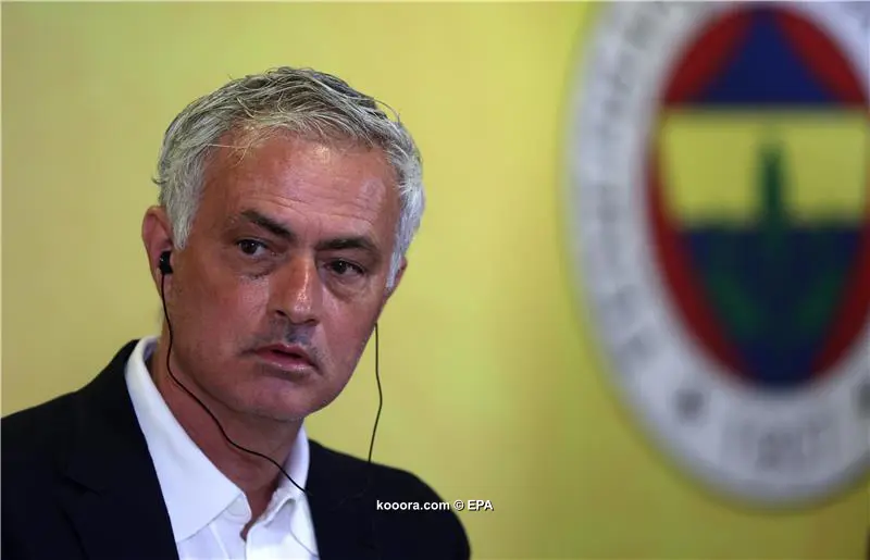 البرتغالي مورينيو يسعى لاقتناص هدف برشلونة