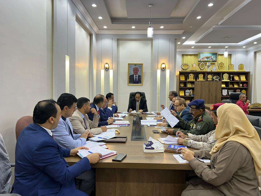 اللجنة العليا للمراكز الصيفية تطالب رئيس الوزراء باعتماد الموازنة المالية لتدشينها
