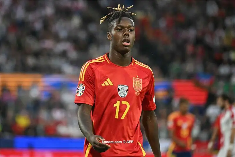 النجم الاسباني ويليامز يرد على مشجع تمنى انتقاله لريال مدريد : “لا تعبث معي، أيها الوغد”