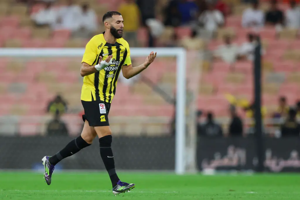 بنزيمامهاجم اتحاد جدة السعودي يخطف أول جائزة في الموسم الجديد