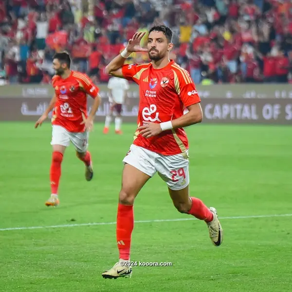 الأهلي يعبر سيراميكا ويقابل الزمالك في نهائي السوبر المصري