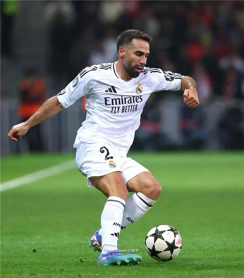 كارفاخال قائد ريال مدريد يعلن إصابته بتمزق خطير في الرباط الصليبي