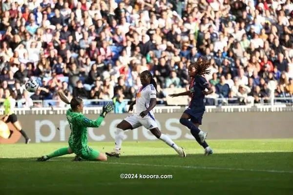 سيدات ليون يقهرن باريس في قمة الدوري الفرنسي